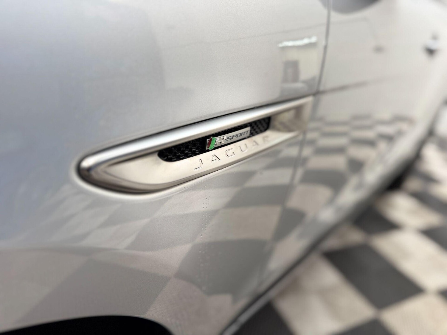 Used Jaguar F-Pace 2018 for sale - 76778169: Photo 45