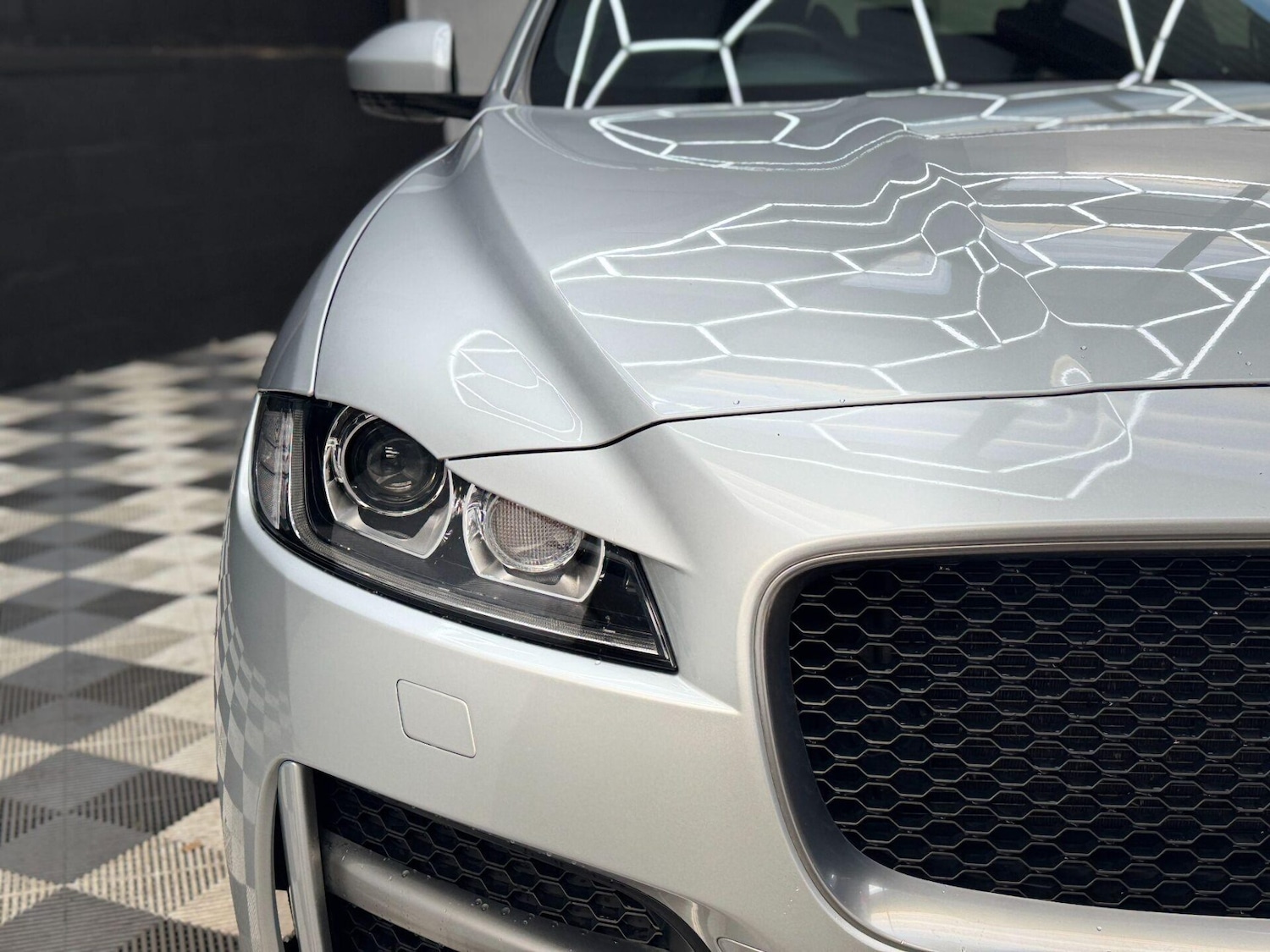 Used Jaguar F-Pace 2018 for sale - 76778169: Photo 46