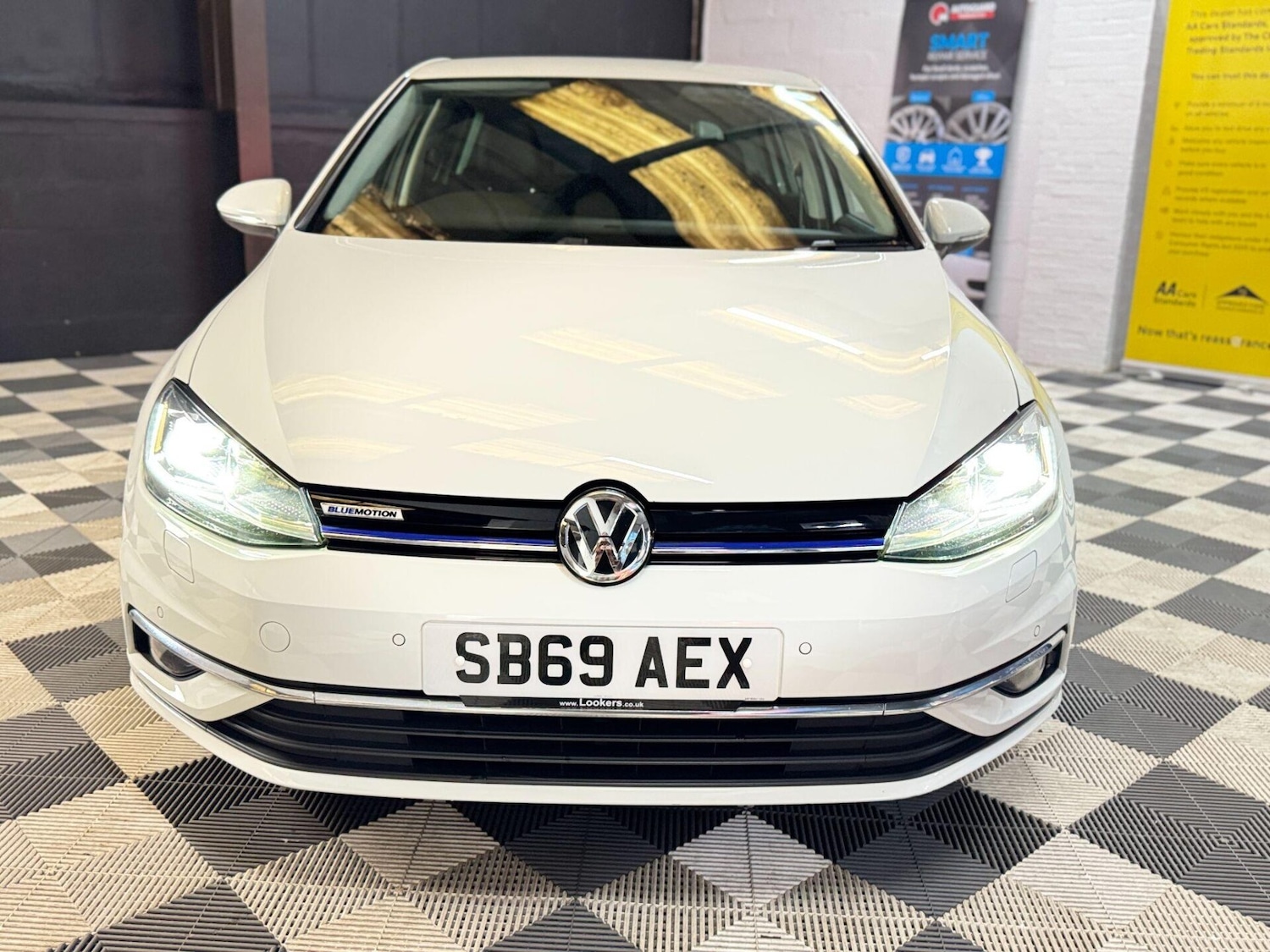 Used Volkswagen Golf 2019 for sale - 76267814: Photo 2