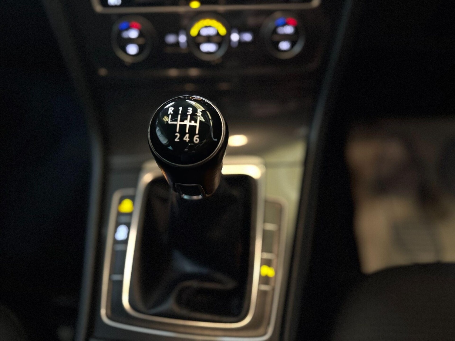 Used Volkswagen Golf 2019 for sale - 76267814: Photo 21