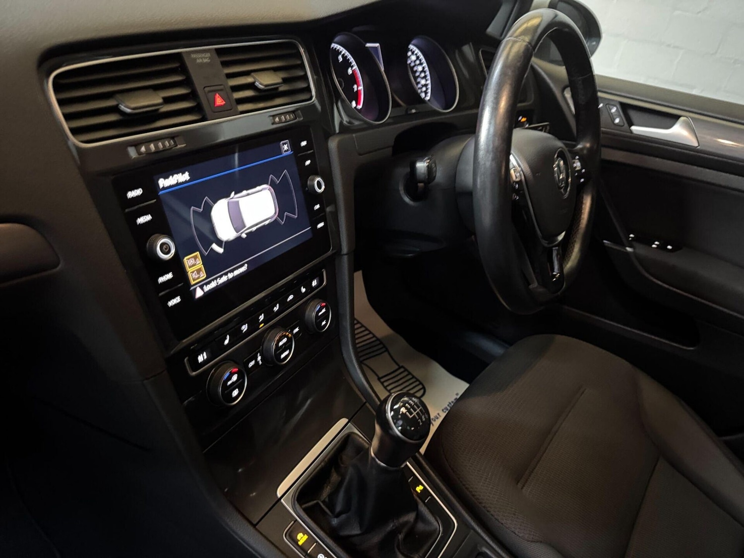 Used Volkswagen Golf 2019 for sale - 76267814: Photo 24