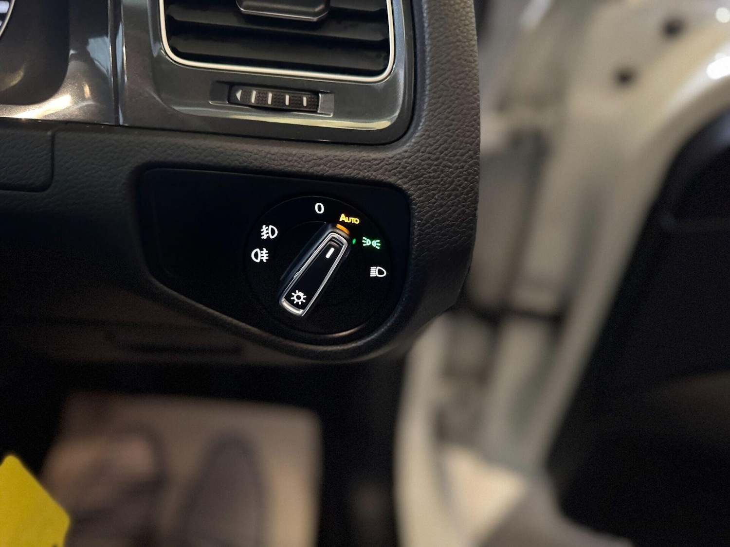Used Volkswagen Golf 2019 for sale - 76267814: Photo 30