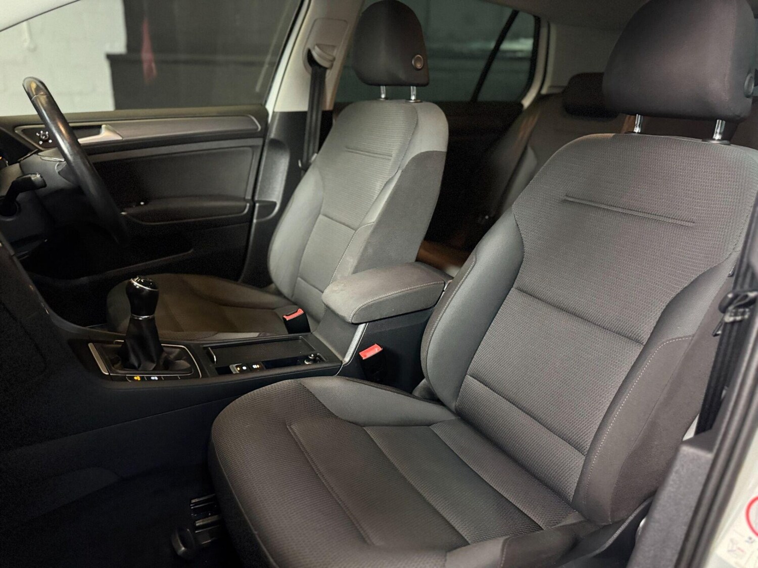 Used Volkswagen Golf 2019 for sale - 76267814: Photo 39