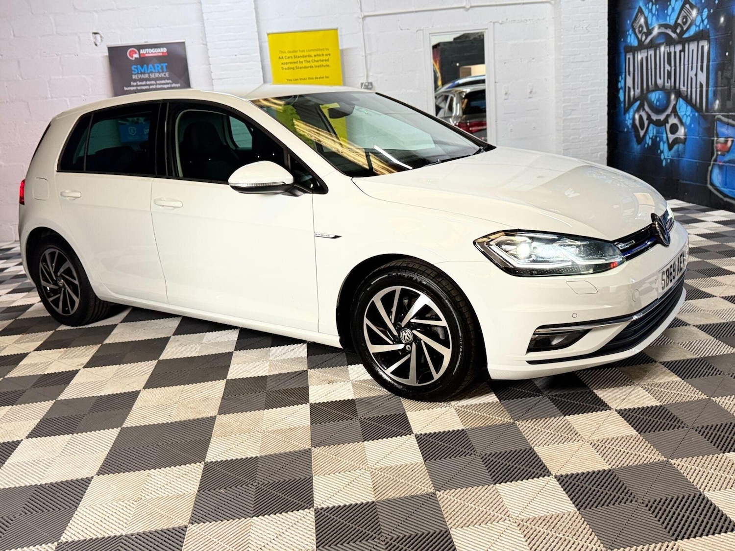 Used Volkswagen Golf 2019 for sale - 76267814: Photo 7