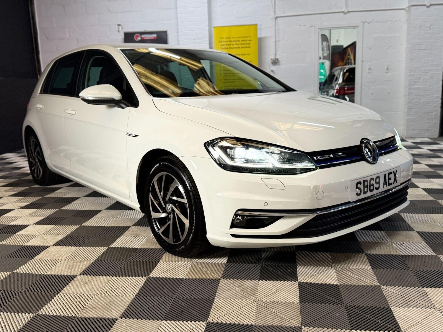 Used Volkswagen Golf 2019 for sale - 76267814: Photo 8