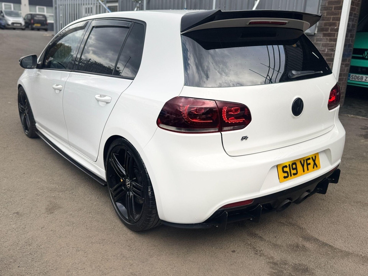 Used Volkswagen Golf 2010 for sale - 76159740: Photo 13