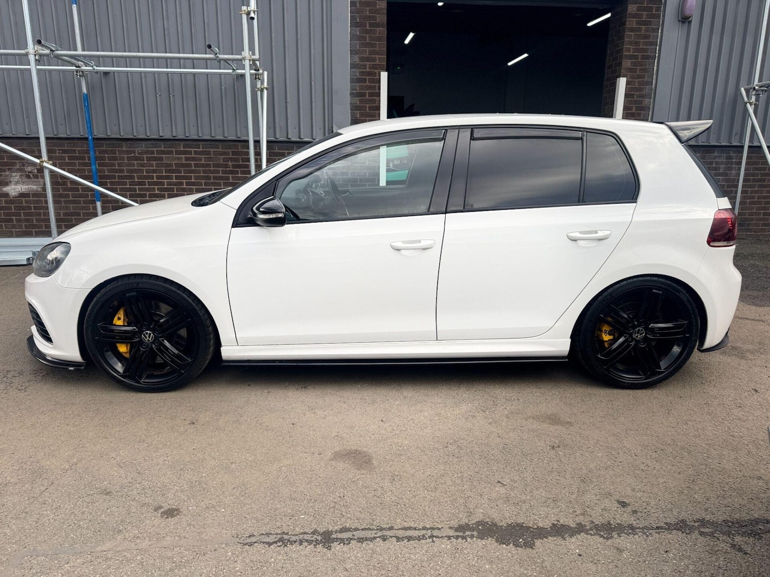 Used Volkswagen Golf 2010 for sale - 76159740: Photo 15