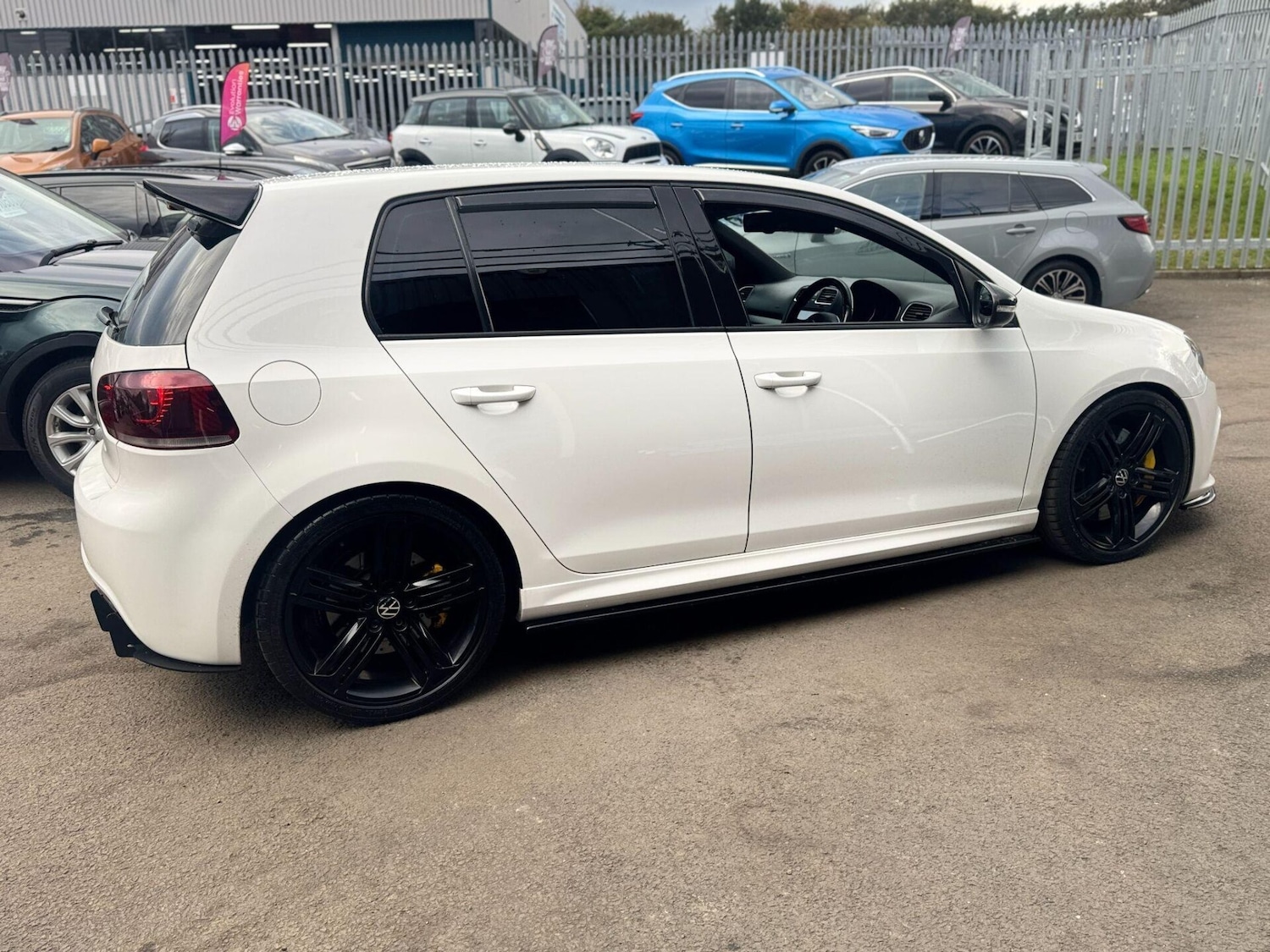 Used Volkswagen Golf 2010 for sale - 76159740: Photo 17