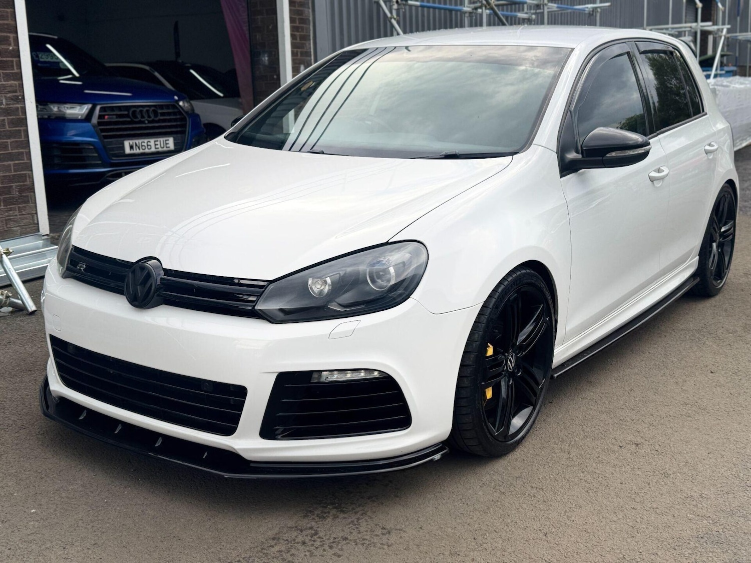 Used Volkswagen Golf 2010 for sale - 76159740: Photo 7