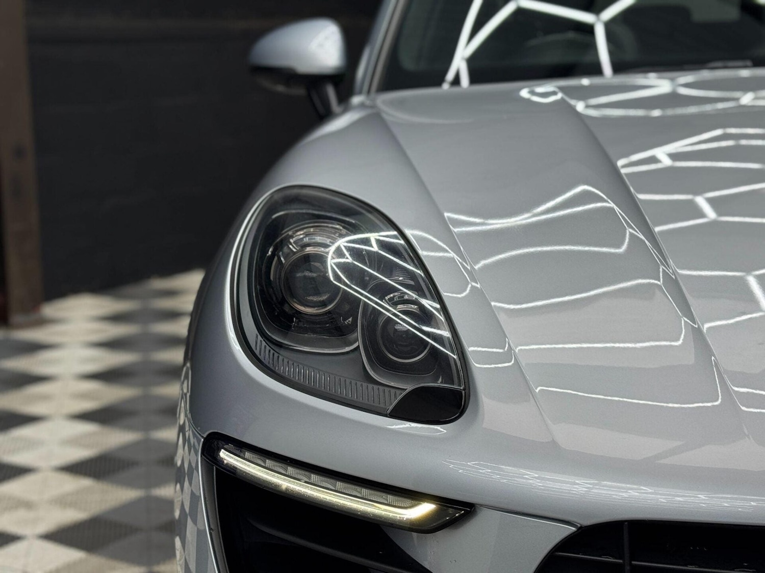 Used Porsche Macan 2015 for sale - 76906178: Photo 45