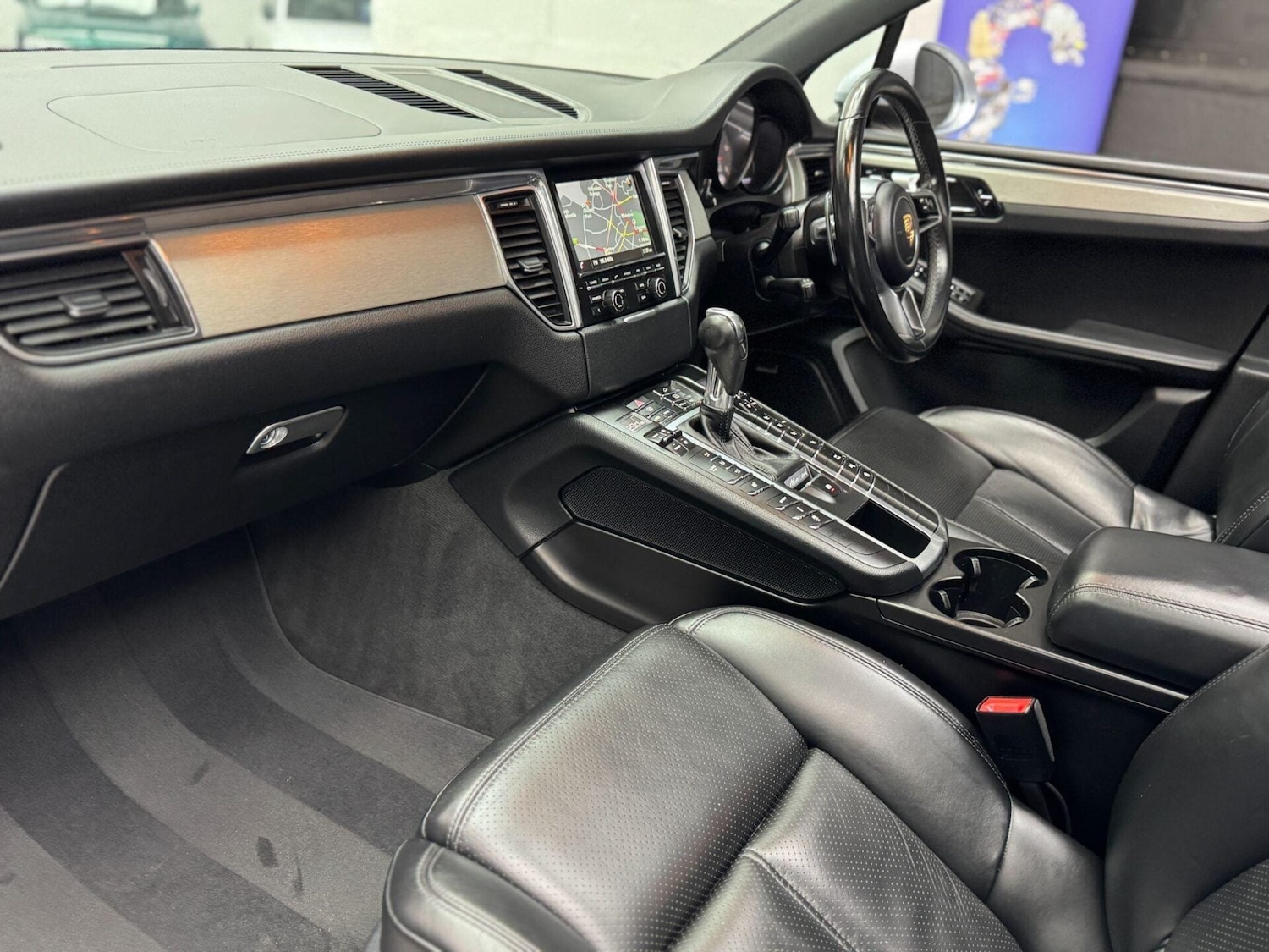 Used Porsche Macan 2015 for sale - 76906178: Photo 52