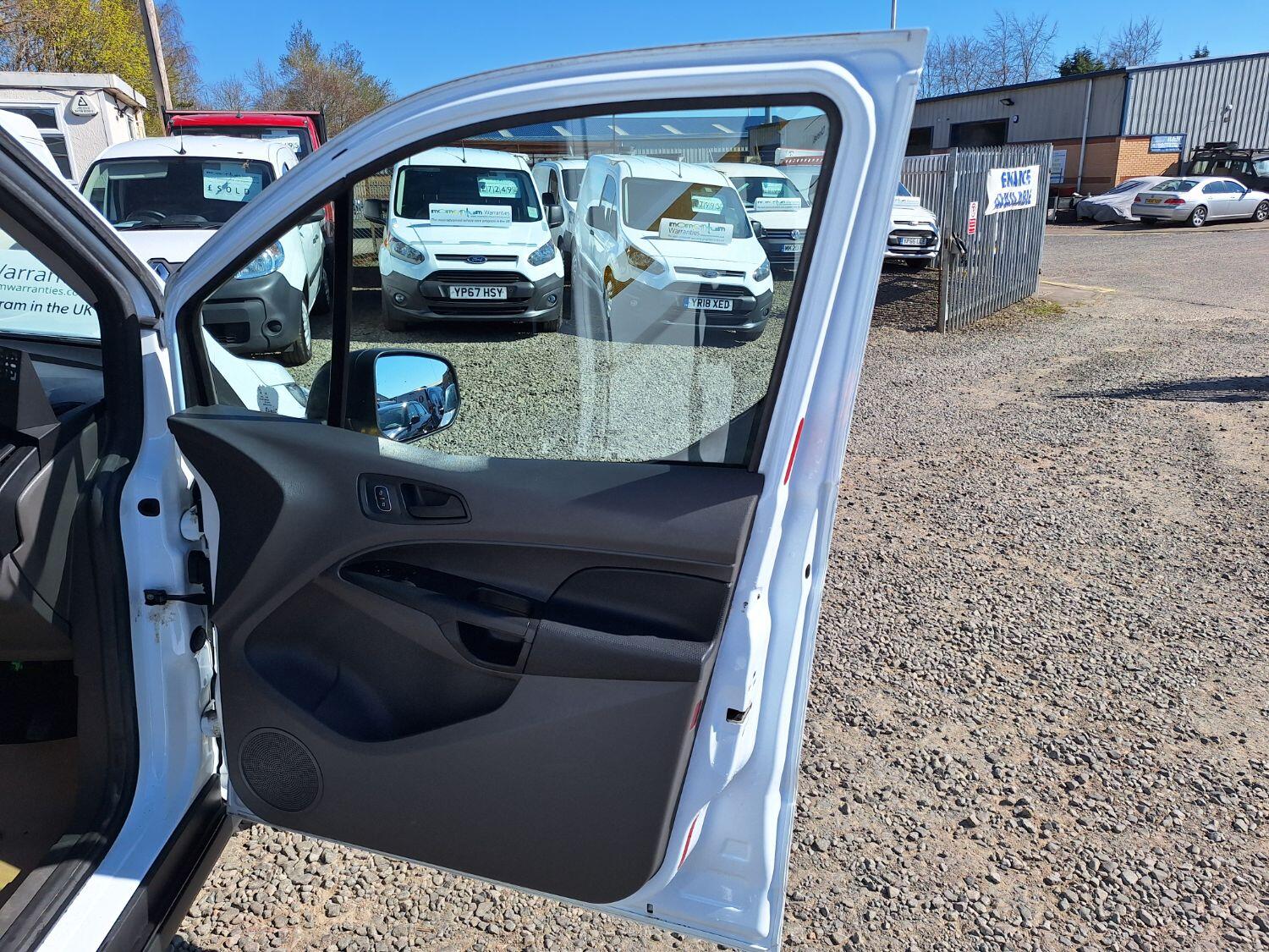 Used Ford Transit Connect 2019 for sale - 76793626: Photo 11