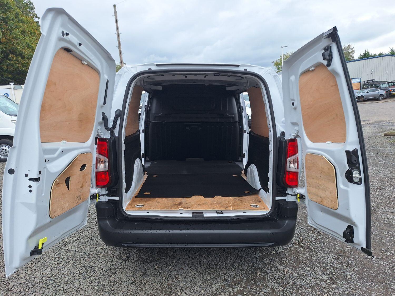 Used Vauxhall Combo 2023 for sale - 77464558: Photo 12