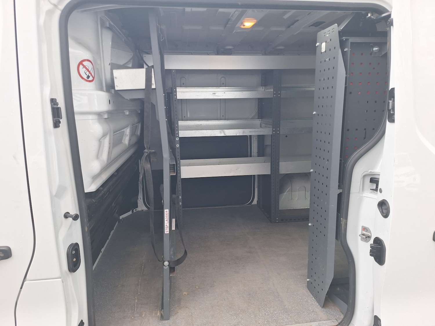 Used Vauxhall Vivaro 2018 for sale - 77836832: Photo 11