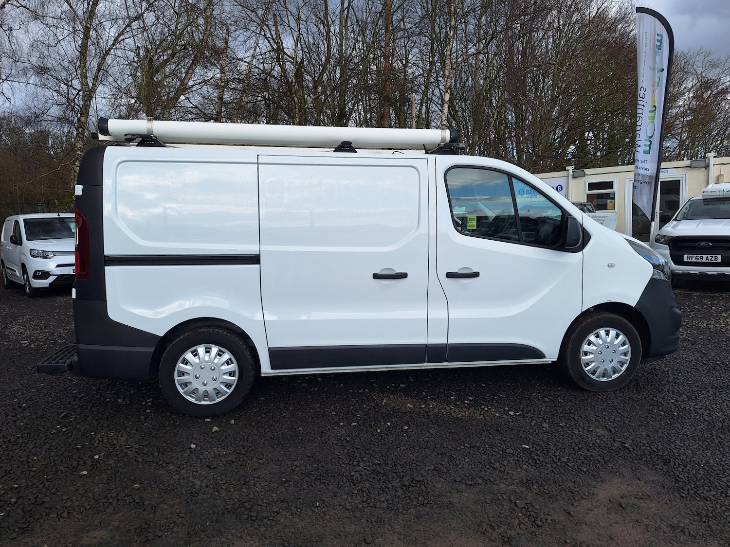 Used Vauxhall Vivaro 2018 for sale - 77836832: Photo 8