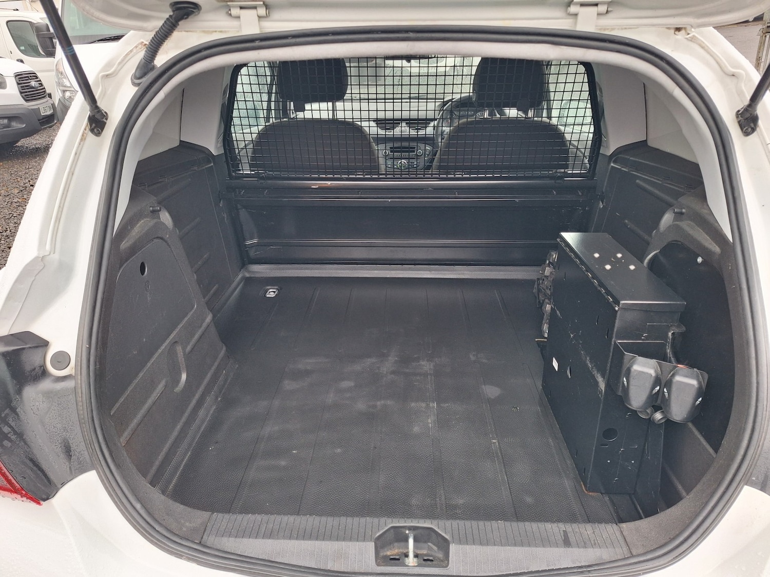 Used Vauxhall Corsa 2018 for sale - 76591543: Photo 11