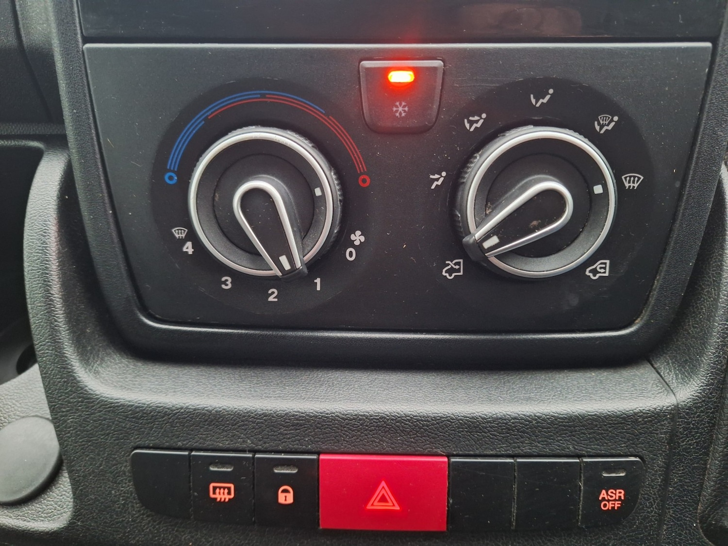 Used Citroen Relay 2017 for sale - 77289250: Photo 21