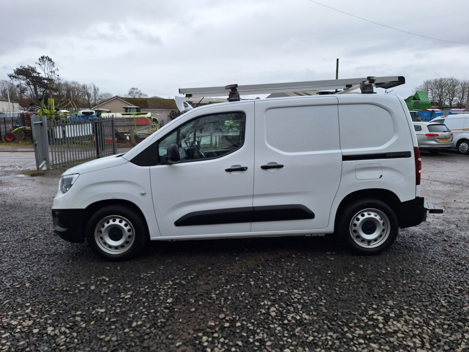 Used Vauxhall Combo 2019 for sale - 77687650: Photo 4