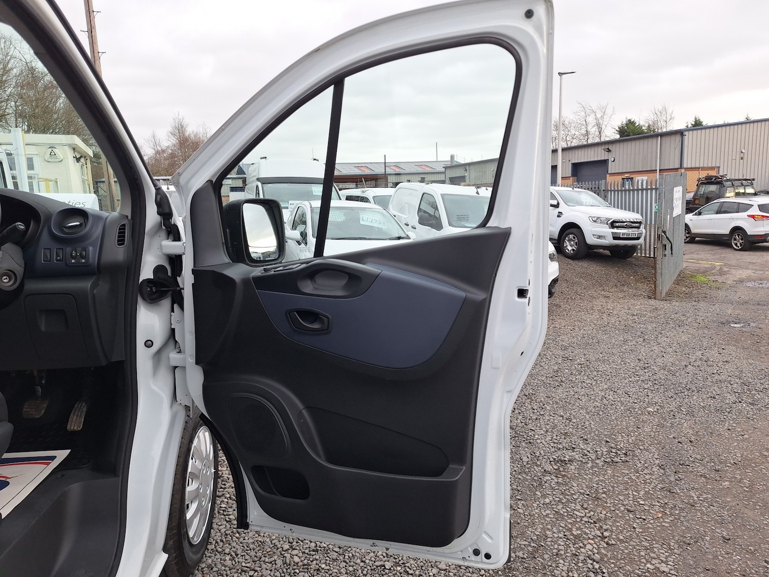 Used Vauxhall Vivaro 2019 for sale - 77140684: Photo 10