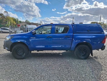 Used Toyota Hilux 2018 for sale - 76120247: Photo