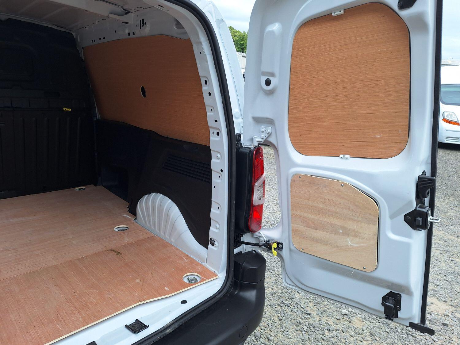 Used Vauxhall Combo 2023 for sale - 77656393: Photo 13