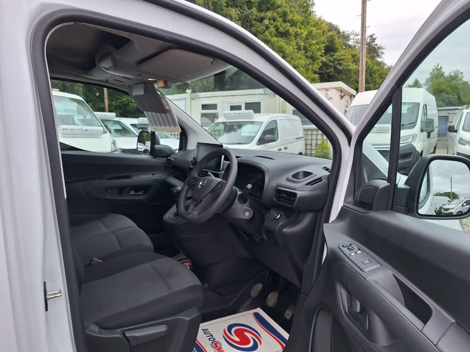 Used Vauxhall Combo 2023 for sale - 77656393: Photo 3