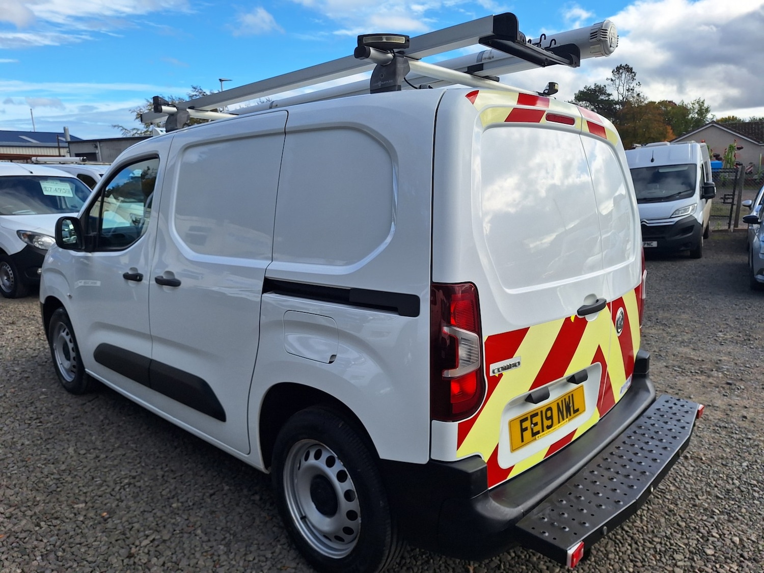 Used Vauxhall Combo 2019 for sale - 76324848: Photo 5