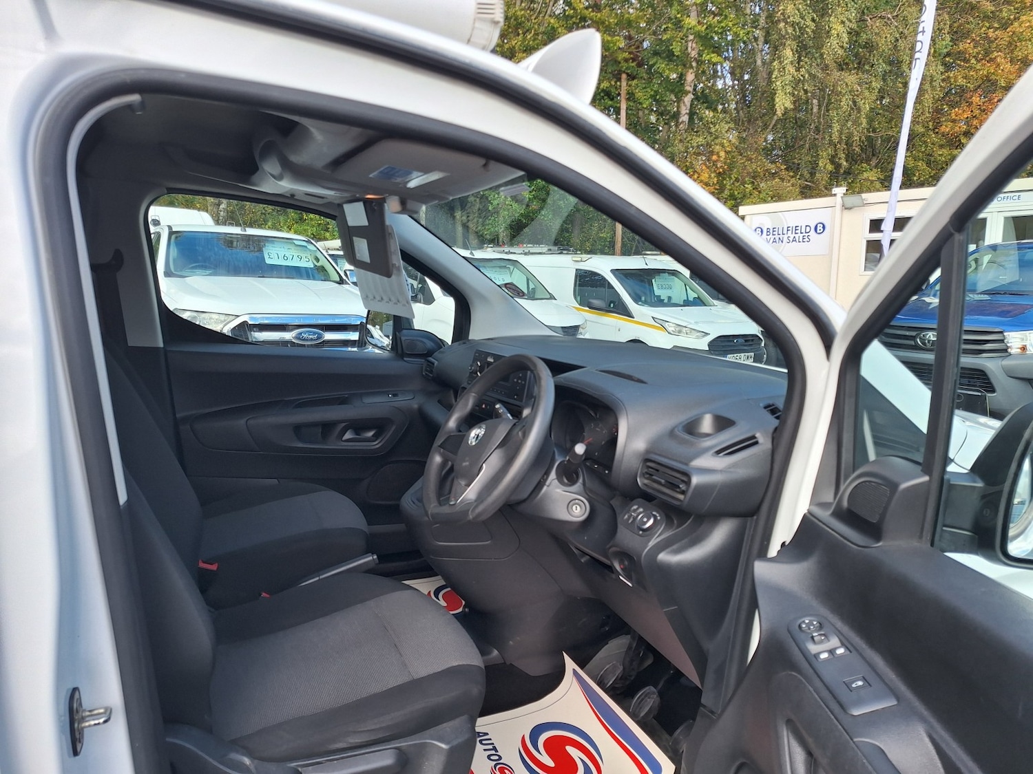 Used Vauxhall Combo 2019 for sale - 76324848: Photo 9