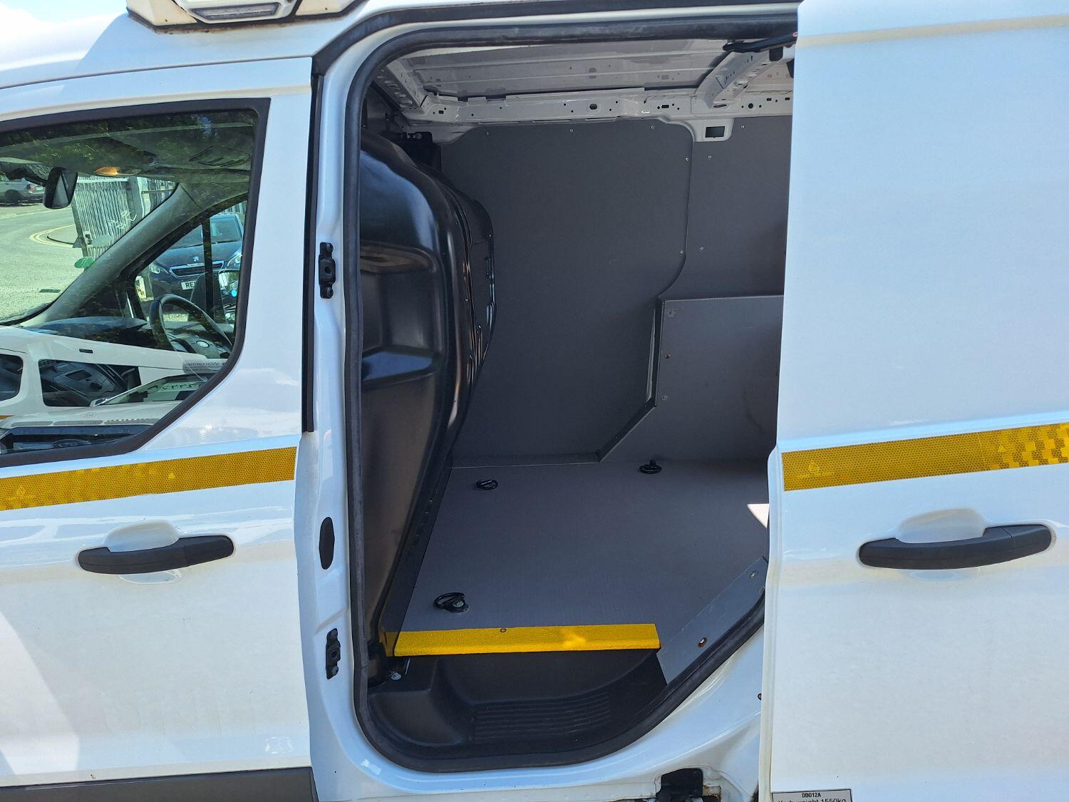 Used Ford Transit Connect 2017 for sale - 76799095: Photo 10