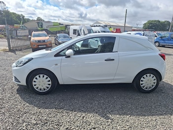 Used Vauxhall Corsa Van 2018 for sale - 79290220: Photo