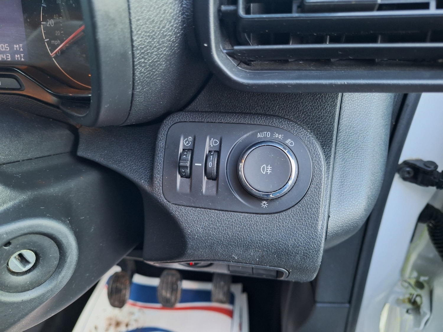 Used Vauxhall Combo 2019 for sale - 77431377: Photo 24
