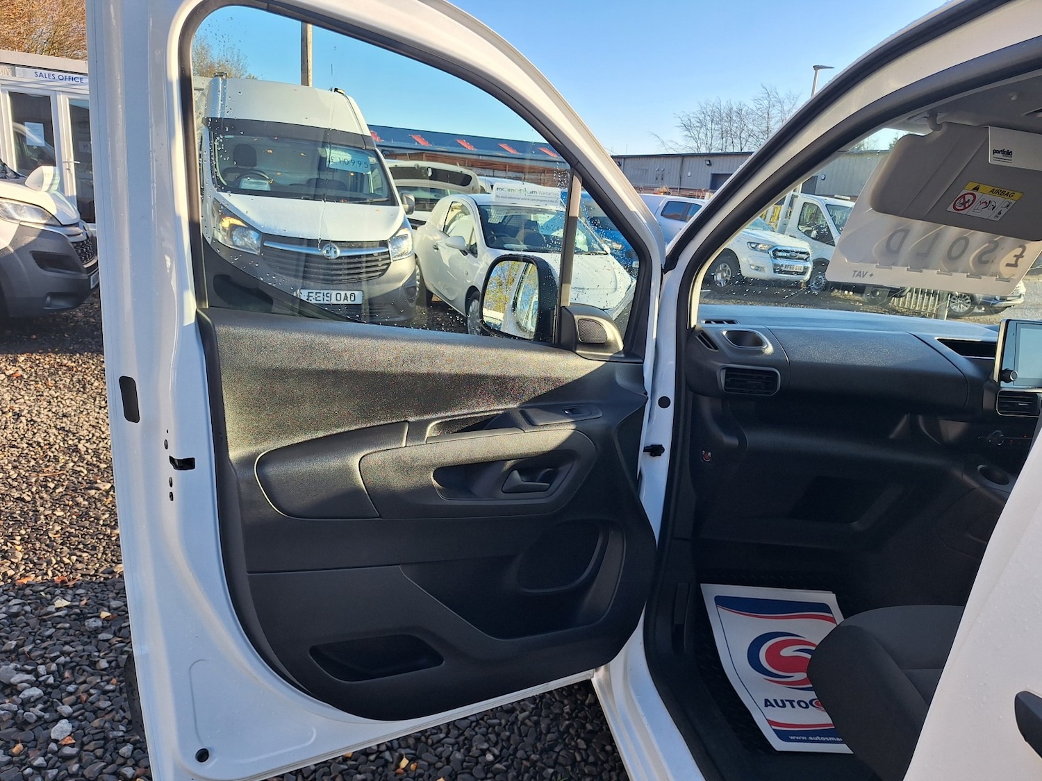 Used Peugeot Partner 2020 for sale - 76591537: Photo 14