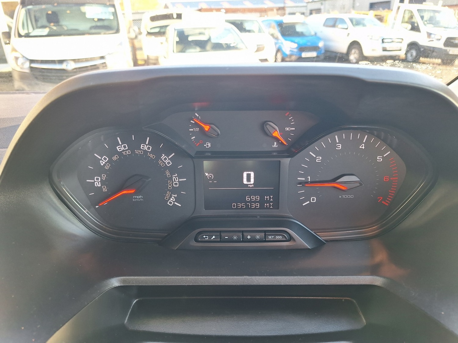 Used Peugeot Partner 2020 for sale - 76591537: Photo 23