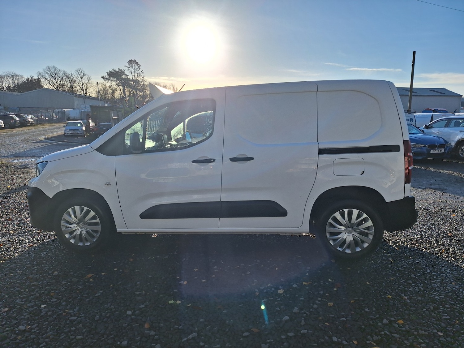 Used Peugeot Partner 2020 for sale - 76591537: Photo 4