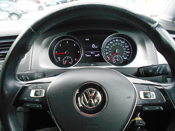 Used Volkswagen Golf 2014 for sale - 76077507: Photo 14