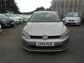 Used Volkswagen Golf 2014 for sale - 76077507: Photo 2