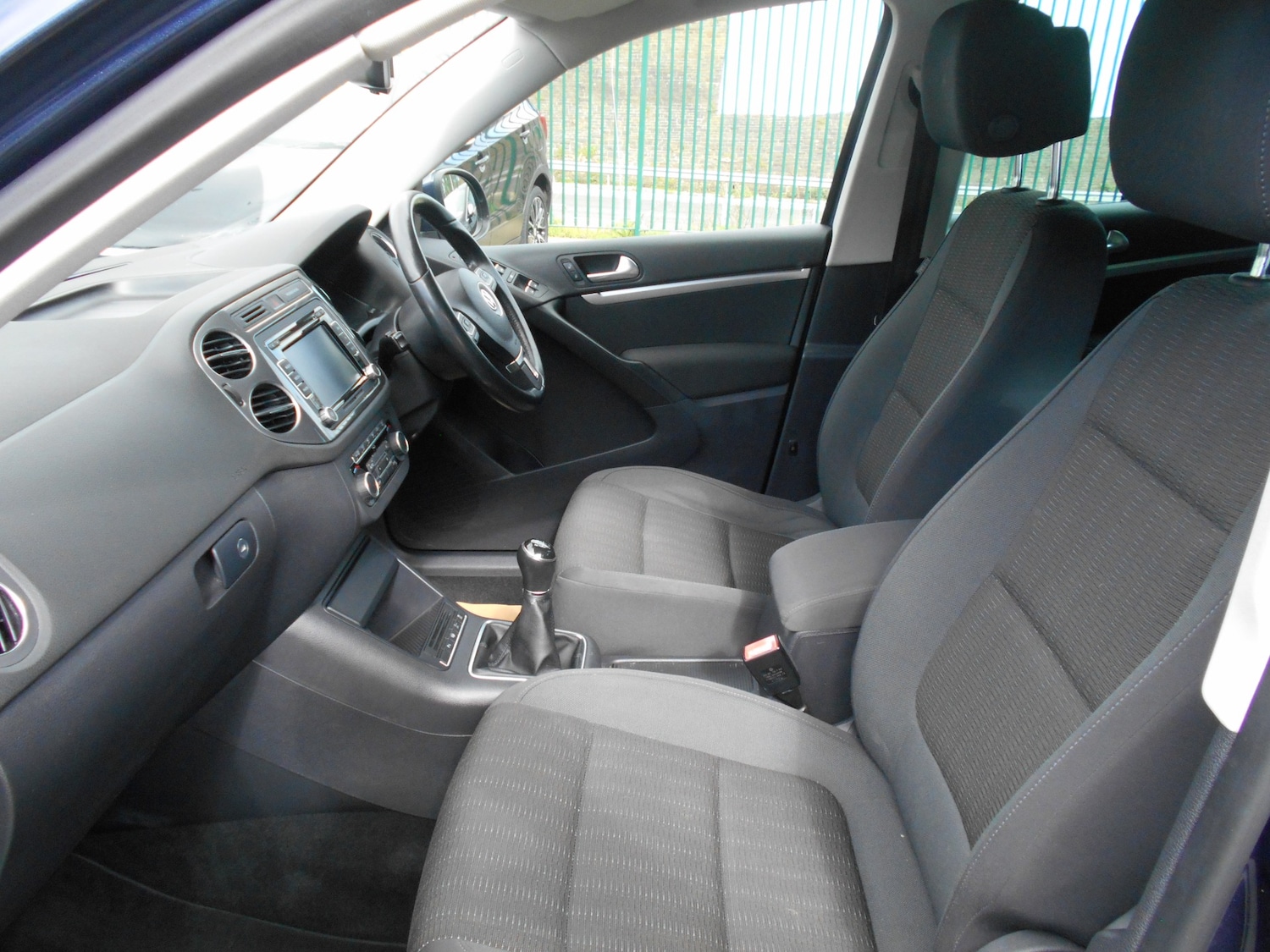 Used Volkswagen Tiguan 2011 for sale - 77917261: Photo 10