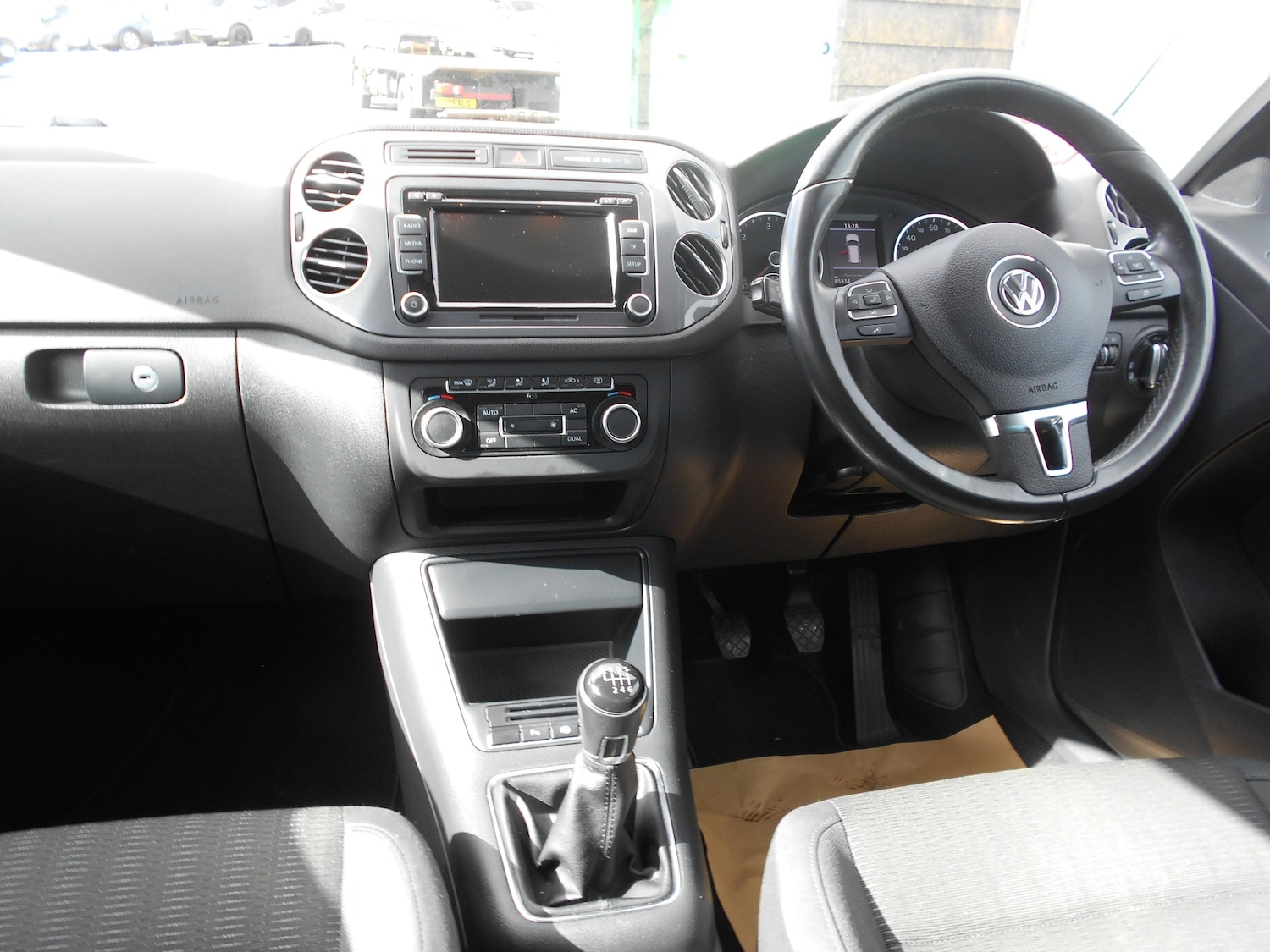 Used Volkswagen Tiguan 2011 for sale - 77917261: Photo 12