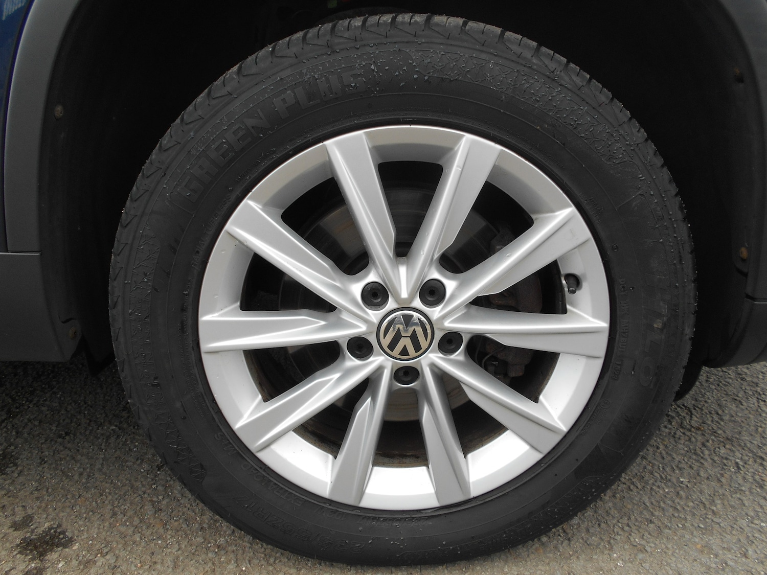 Used Volkswagen Tiguan 2011 for sale - 77917261: Photo 16