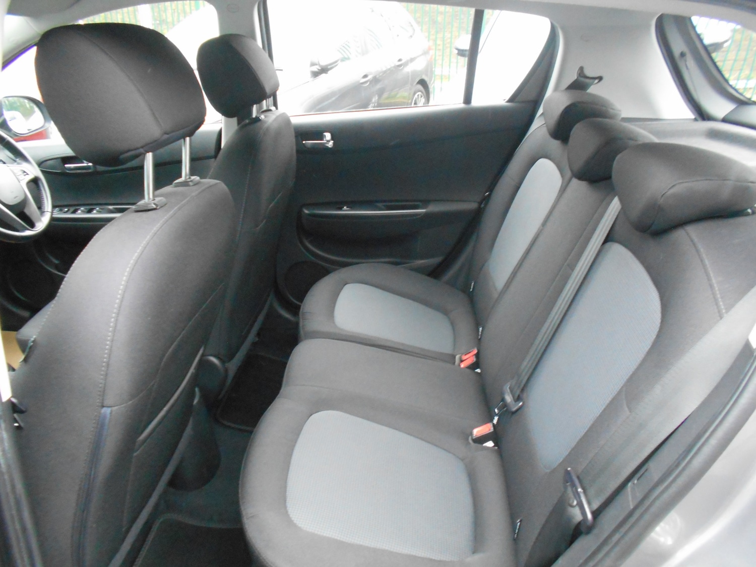 Used Hyundai i20 2014 for sale - 77998122: Photo 12