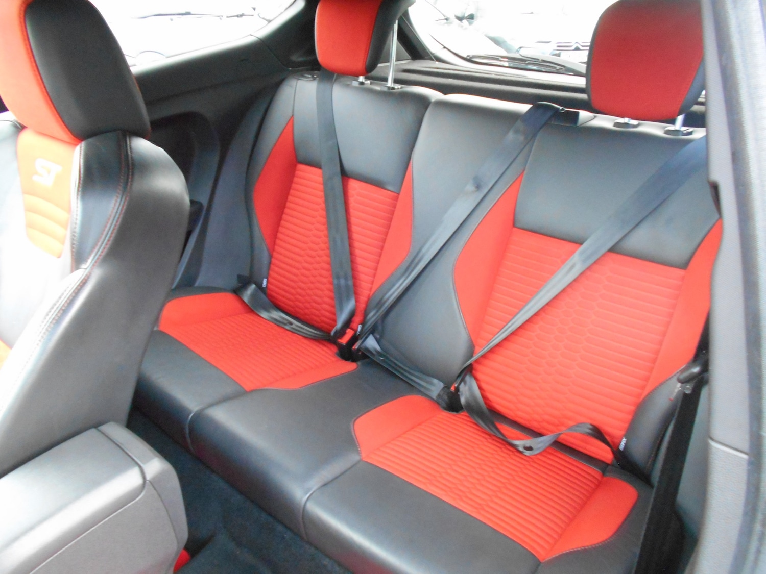 Used Ford Fiesta 2015 for sale - 76859890: Photo 12