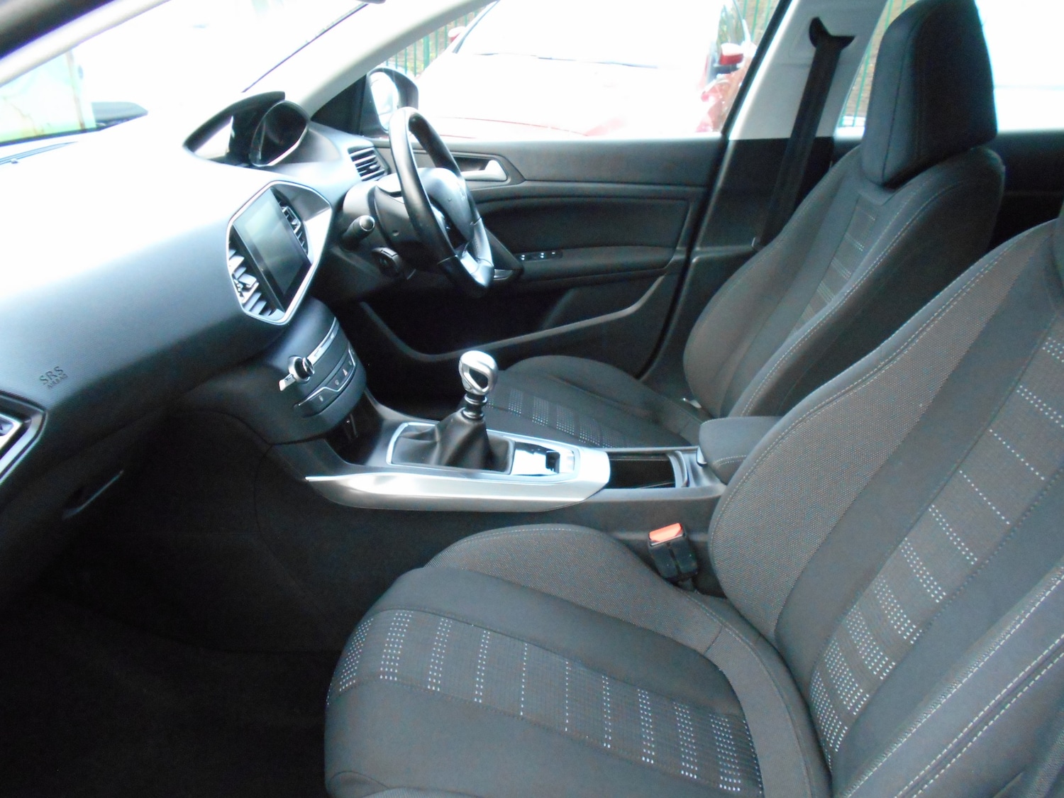 Used Peugeot 308 2017 for sale - 76426061: Photo 11