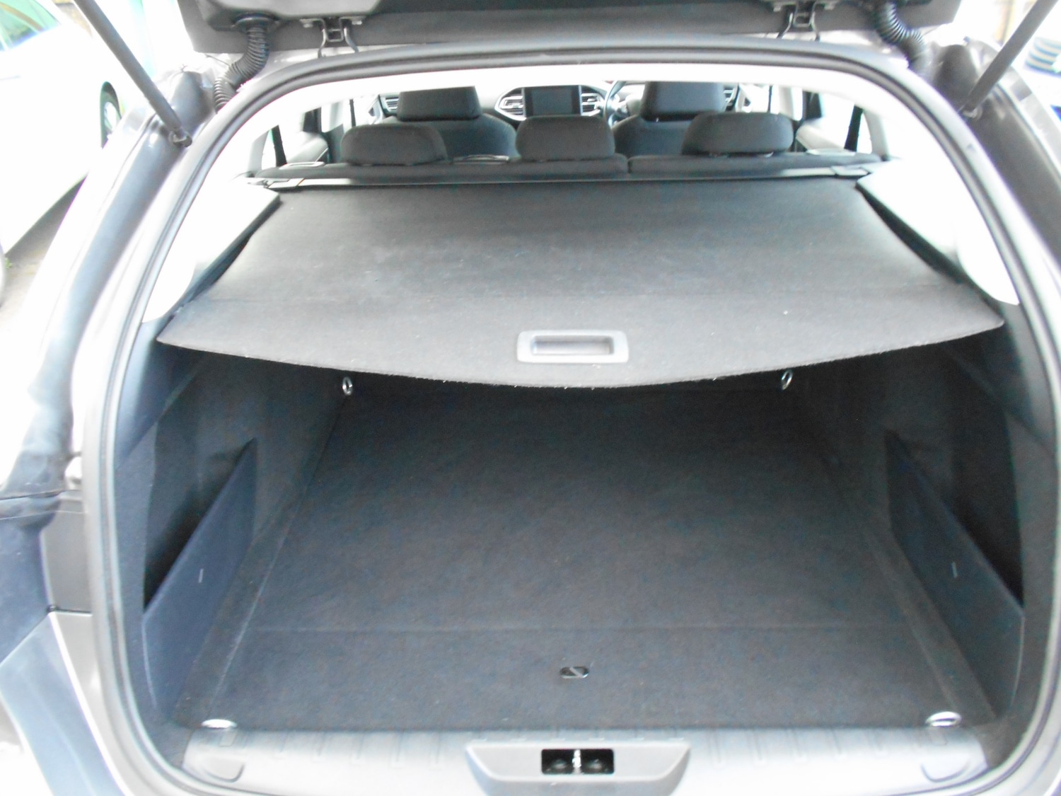 Used Peugeot 308 2017 for sale - 76426061: Photo 17