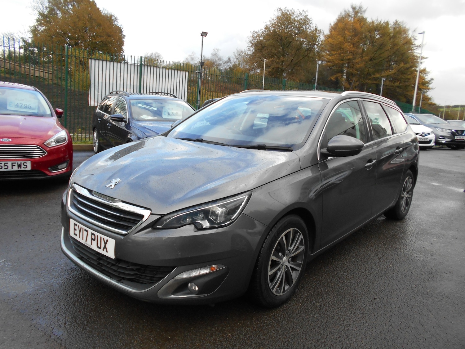 Used Peugeot 308 2017 for sale - 76426061: Photo 3