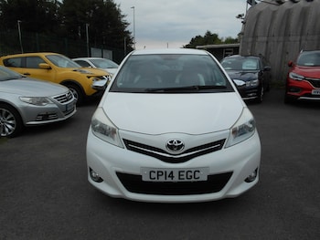Used Toyota Yaris 2014 for sale - 75674426: Photo