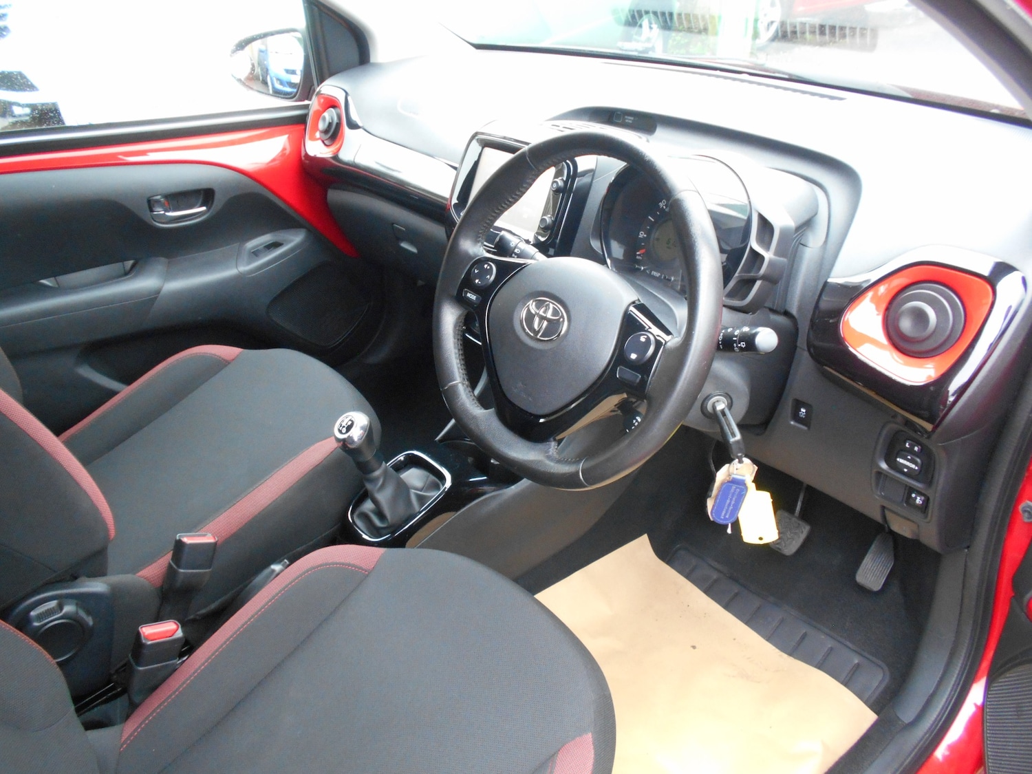 Used Toyota AYGO 2017 for sale - 78122212: Photo 12