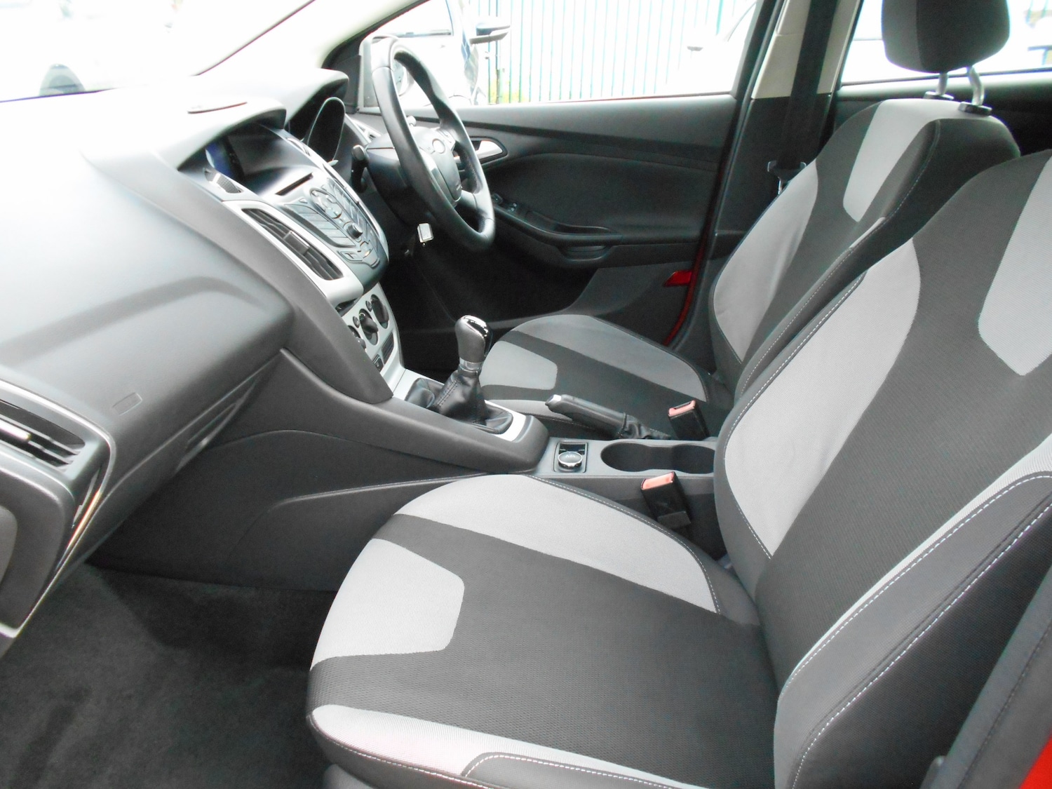 Used Ford Focus 2012 for sale - 76719097: Photo 10