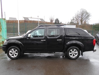 Used Nissan Navara 2009 for sale - 77168128: Photo