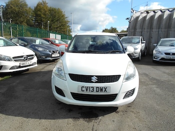Used Suzuki Swift 2013 for sale - 76207179: Photo 2