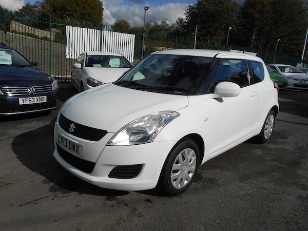 Used Suzuki Swift 2013 for sale - 76207179: Photo 3